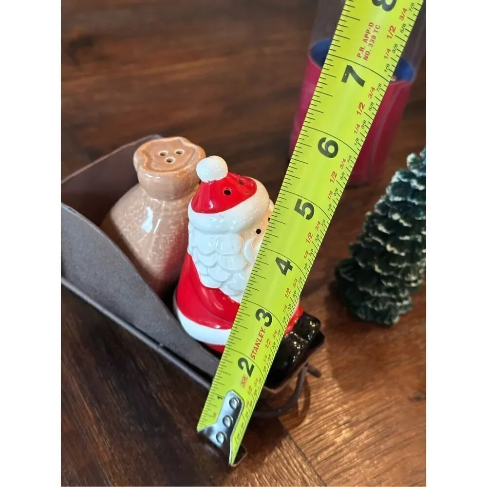 Assorted Christmas table decor